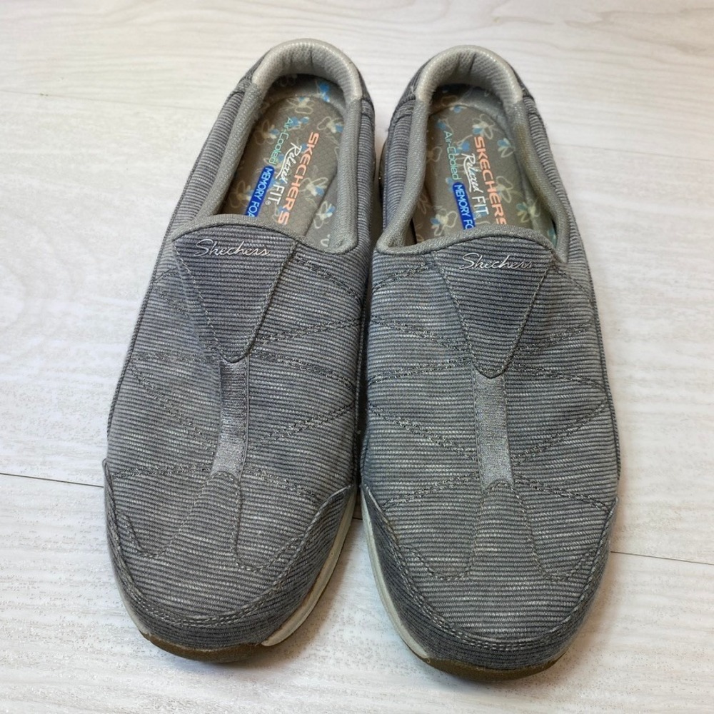 Skechers Womens 9.5 Relaxed Fit Slip On Shoes 44911 Grey Textile Memory Foam